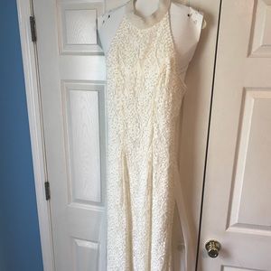 Ivory wedding dress
